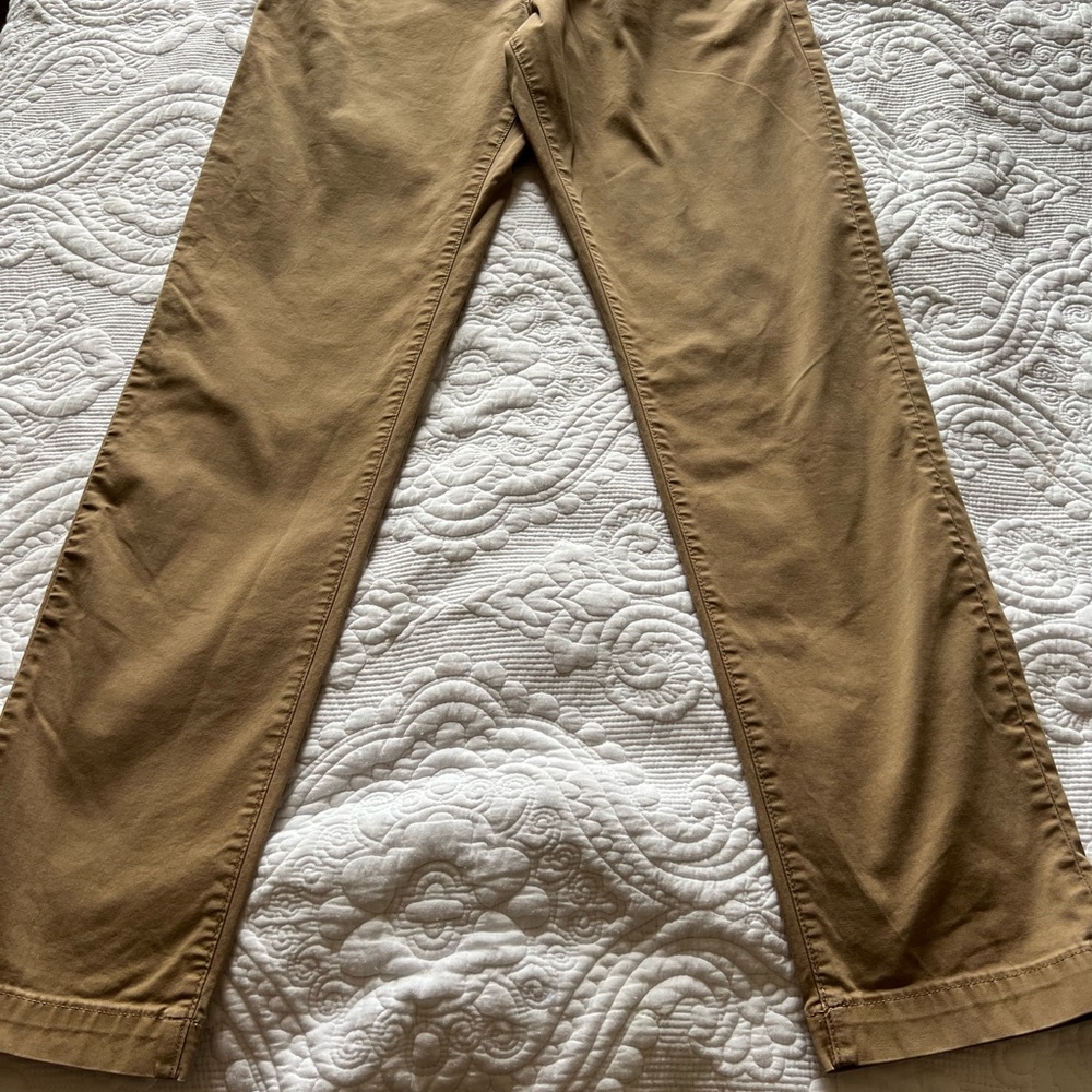 American Eagle Flex Men’s Tan Chinos